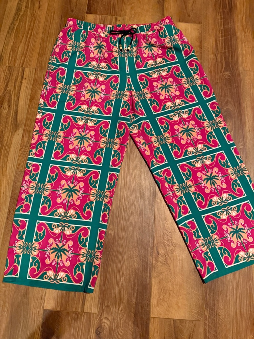 Women's Wide Leg Tile-Print Lounge Pants — Pink & Green